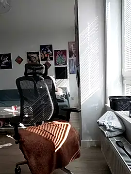 divine eve online show from March 13, 2026, 9:58 am