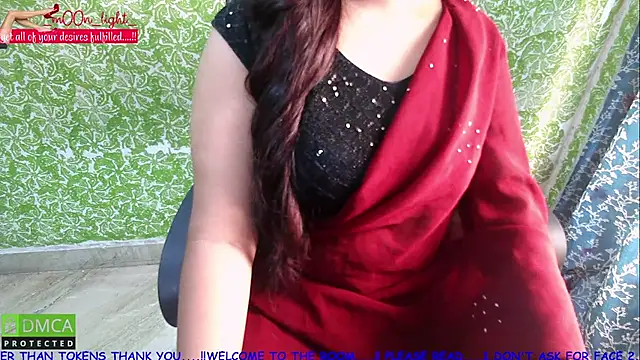  mOOn light  online show from September 18, 2025, 5:32 am