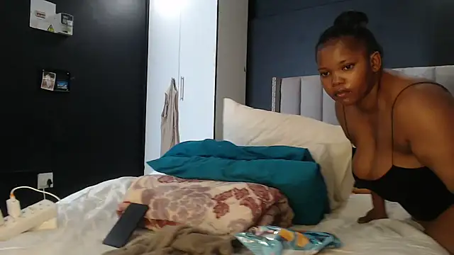 Ms  JOJO online show from March 16, 2026, 5:37 am