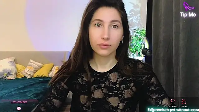 marrycolins online show from March 27, 2026, 3:15 am