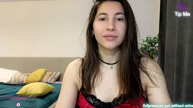 marrycolins online show from February 1, 2026, 3:05 am