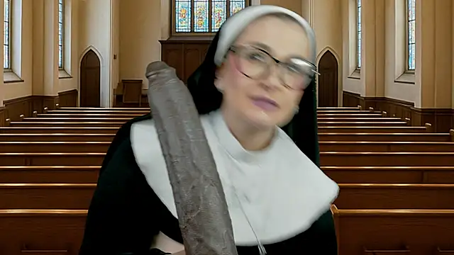 helenas fantasy online show from October 6, 2025, 2:13 am