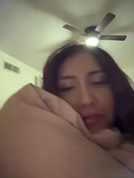 LunaAurora3 online show from April 20, 2026, 4:48 am