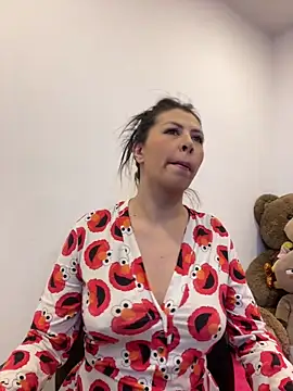 Snapshot of Alanna_atm_ chatting on April 14, 2026, 9:03 am Alanna atm online show from April 14, 2026, 9:03 am