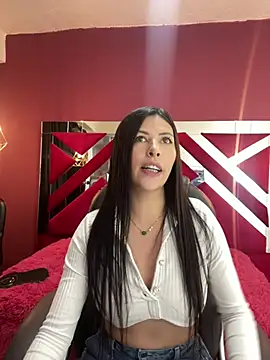 Alanna atm  online show from March 6, 2025, 4:28 pm