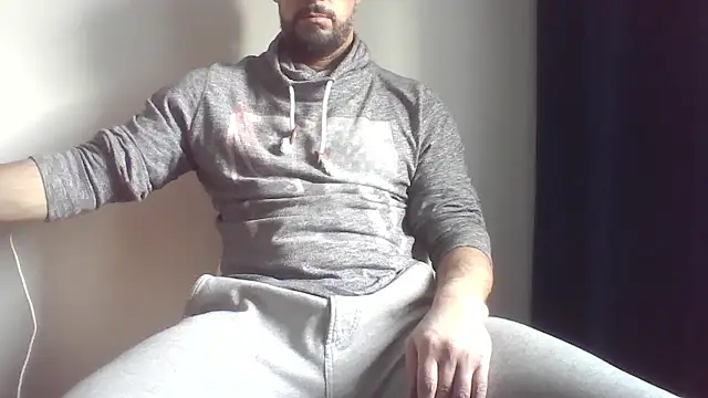 Snapshot of fl3xxx1 chatting on January 17, 2026, 10:52 am fl3xxx1 online show from January 17, 2026, 10:52 am