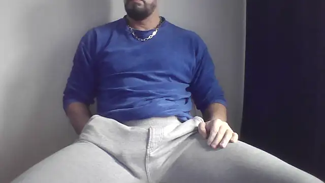 Snapshot of fl3xxx1 chatting on December 2, 2025, 9:00 am fl3xxx1 online show from December 2, 2025, 9:00 am