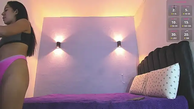 Sofia Clauss  online show from March 15, 2025, 4:35 am