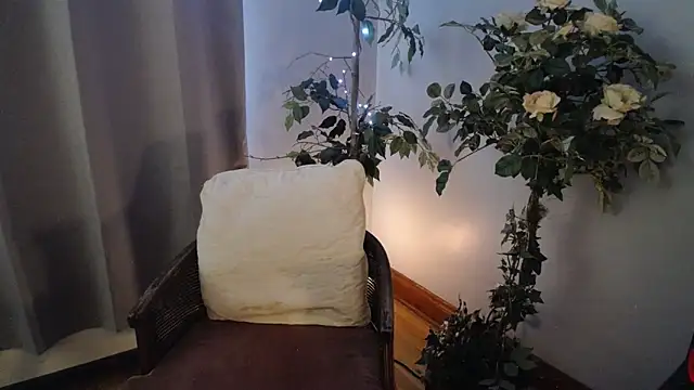 CanadianBeaver6969 online show from January 14, 2025, 2:22 pm