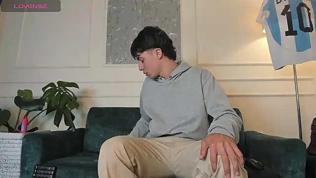 AlessandroDybala online show from March 8, 2025, 3:13 pm