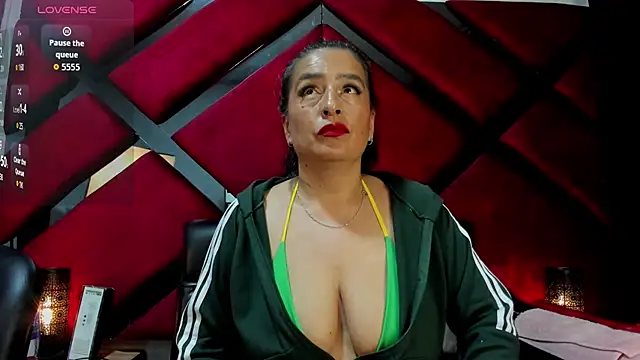 Kendra-Foxxy online show from December 16, 2025, 10:47 pm