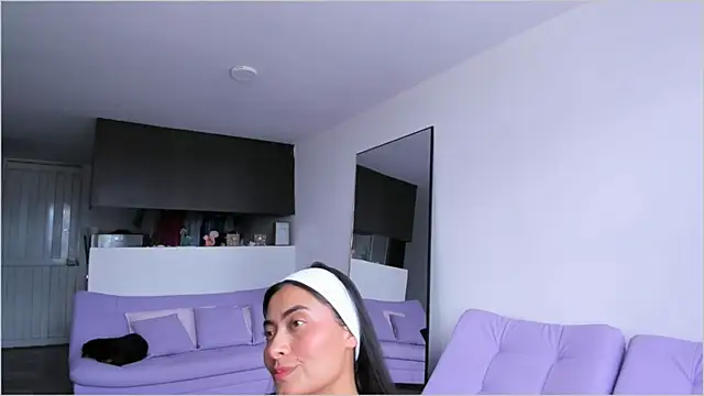 Snapshot of Lauren_A chatting on September 15, 2025, 7:36 pm Lauren A online show from September 15, 2025, 7:36 pm