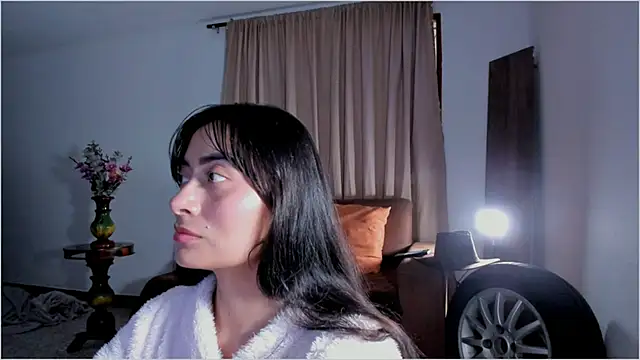 Snapshot of Lauren_A chatting on October 23, 2025, 7:23 pm Lauren A online show from October 23, 2025, 7:23 pm