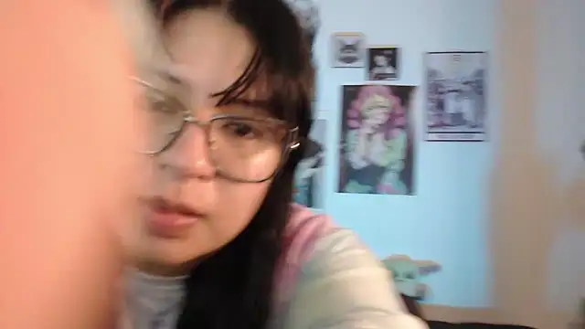 mollyshake1 online show from March 15, 2025, 5:41 am