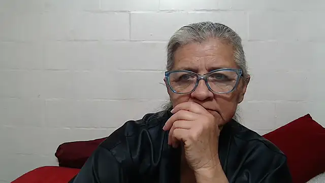 candy mature  online show from October 30, 2025, 11:19 am