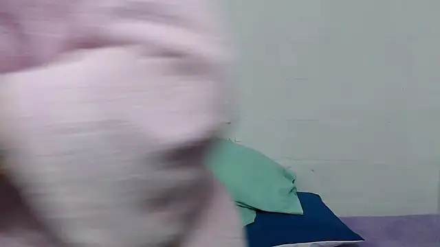 candy mature  online show from October 5, 2025, 12:29 pm