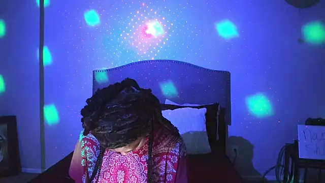 Snapshot of yiauana chatting on November 10, 2025, 3:33 am yiauana online show from November 10, 2025, 3:33 am