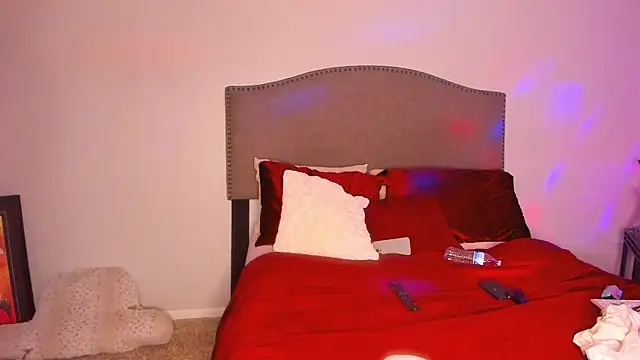 Snapshot of yiauana chatting on November 25, 2025, 5:41 am yiauana online show from November 25, 2025, 5:41 am