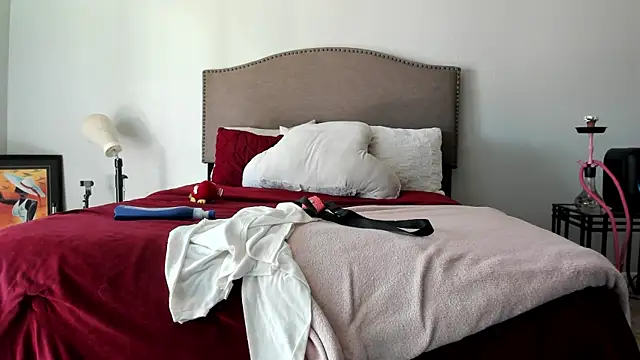 Snapshot of yiauana chatting on September 8, 2025, 8:41 pm yiauana online show from September 8, 2025, 8:41 pm