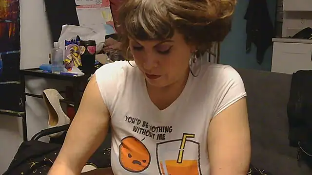 HeyyImHarlowe online show from February 2, 2025, 9:29 am