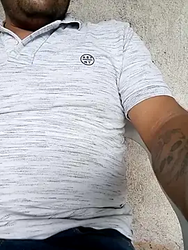 Snapshot of crowten chatting on October 12, 2025, 11:50 pm crowten online show from October 12, 2025, 11:50 pm