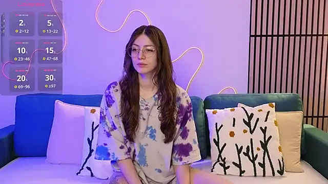 Ester Hill online show from February 24, 2025, 9:09 pm