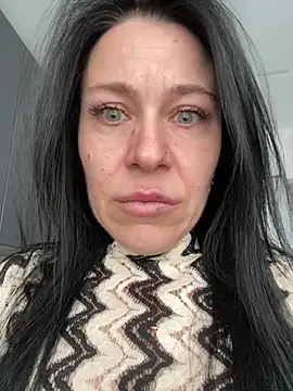 CuteNata online show from February 13, 2026, 11:21 am