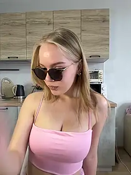 Little Forest ELF online show from March 21, 2025, 6:27 am