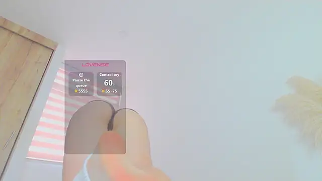 dollface17 online show from April 16, 2026, 10:23 pm