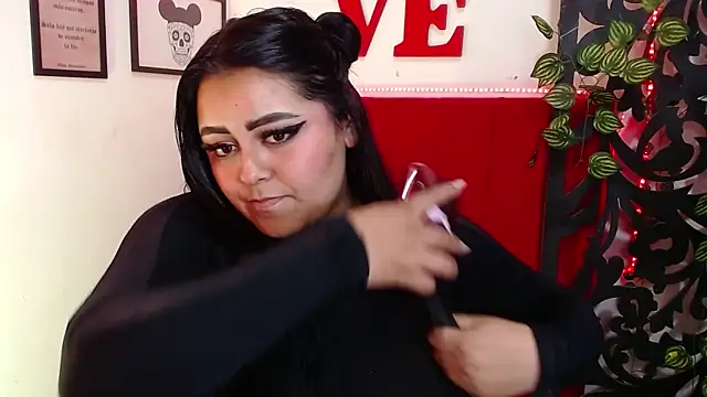 moon sunflower online show from March 22, 2025, 8:40 am