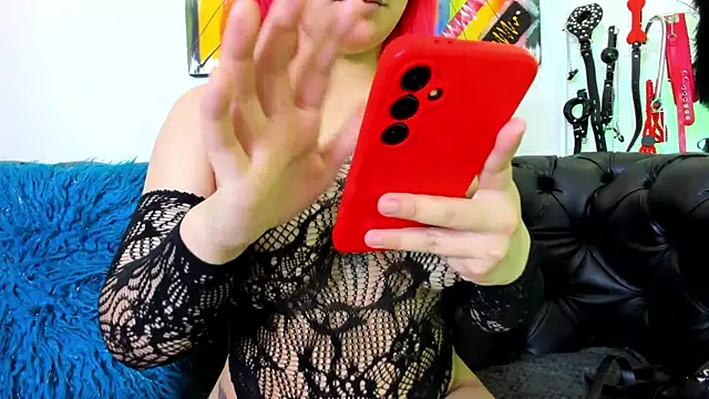 Santa Cooper  online show from April 19, 2026, 3:29 am