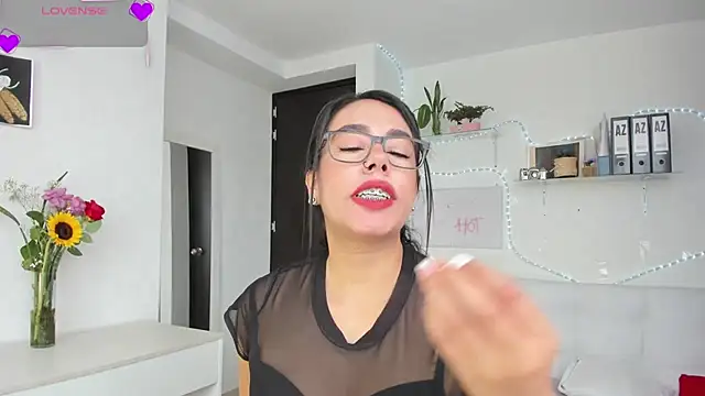 Snapshot of susana_monroy chatting on July 17, 2026, 7:00 pm susana monroy online show from July 17, 2026, 7:00 pm