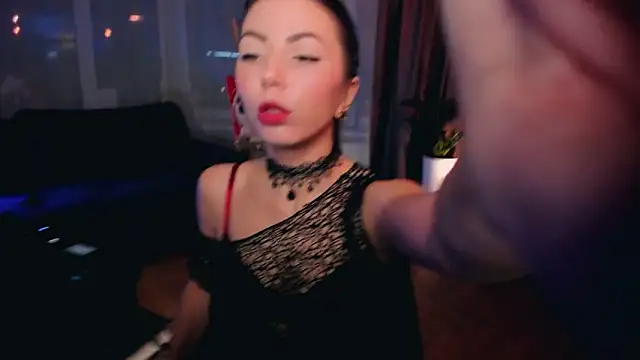 Love Lines online show from May 1, 2026, 12:37 am