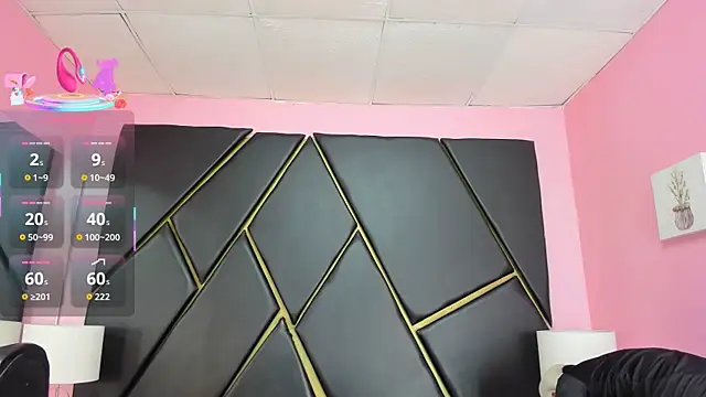 MilanZaire online show from November 22, 2025, 12:32 am