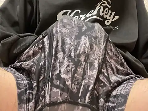 lkun9 online show from October 28, 2025, 3:44 pm