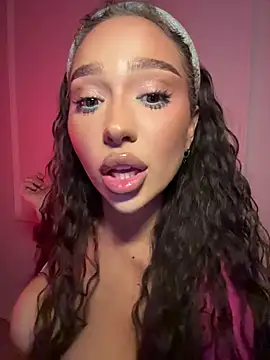 CardiSweetBaby online show from March 1, 2026, 10:21 pm