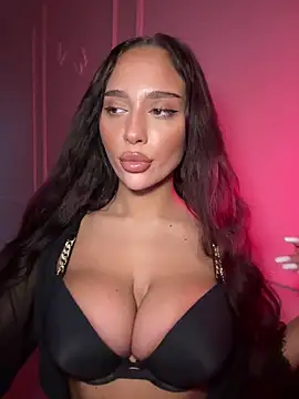 CardiSweetBaby online show from December 14, 2025, 7:52 pm