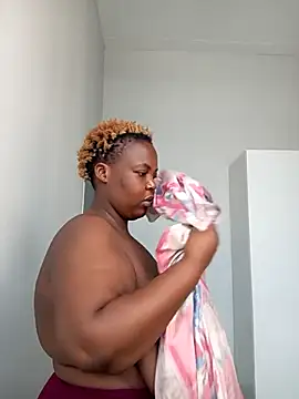 Snapshot of LUSTFULBOOBSS chatting on March 14, 2025, 1:24 pm LUSTFULBOOBSS online show from March 14, 2025, 1:24 pm