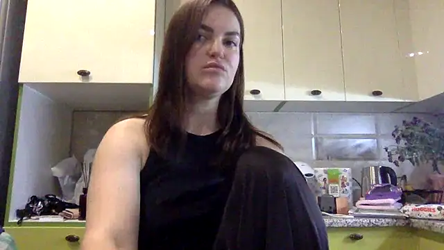 Karolina llove online show from September 23, 2025, 6:15 pm