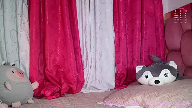 valerymonroe online show from September 21, 2025, 2:28 am