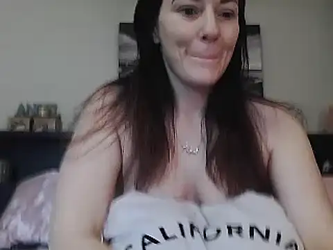 CrystalLakeXO online show from March 9, 2025, 10:19 pm