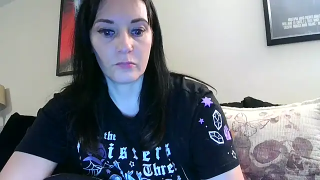 CrystalLakeXO online show from September 16, 2025, 3:40 am