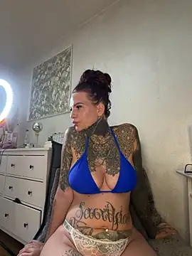 AileenInkOfficial online show from November 13, 2025, 8:57 pm