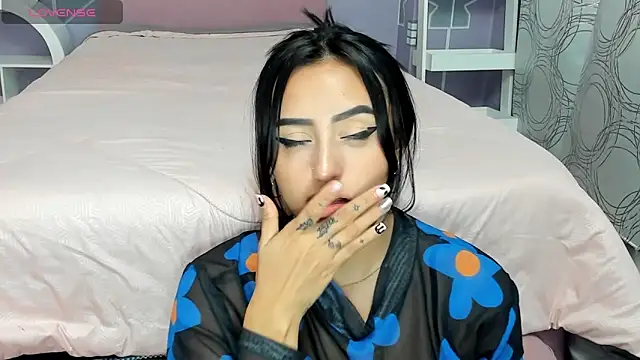 Lesly sexy4u online show from February 27, 2025, 4:02 am