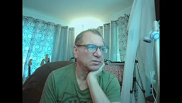 coryassman online show from April 10, 2026, 8:49 pm