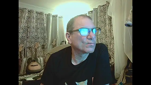Snapshot of coryassman chatting on June 7, 2026, 5:01 am coryassman online show from June 7, 2026, 5:01 am