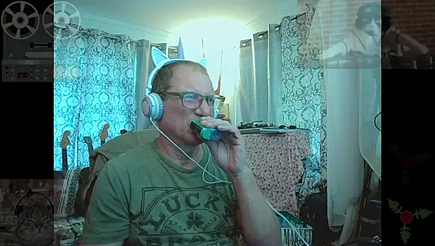Snapshot of coryassman chatting on June 5, 2026, 8:58 pm coryassman online show from June 5, 2026, 8:58 pm