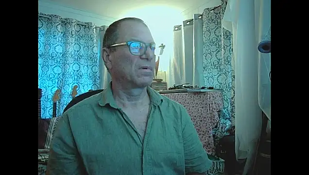 Snapshot of coryassman chatting on June 4, 2026, 1:21 am coryassman online show from June 4, 2026, 1:21 am