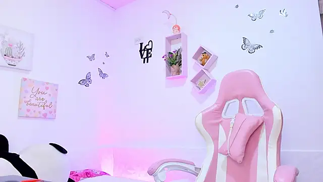 Snapshot of Alice_0120 chatting on September 11, 2025, 3:17 am Alice 0120 online show from September 11, 2025, 3:17 am