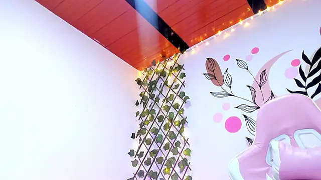 Snapshot of Alice_0120 chatting on March 20, 2025, 7:14 am Alice 0120 online show from March 20, 2025, 7:14 am